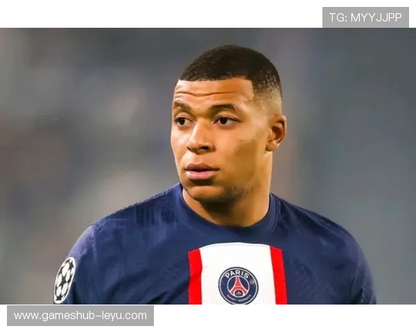 姆巴佩帽子戏法逆转巴黎！为何他是足球战略威慑力？如何突破商业铜墙铁壁？