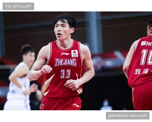 克雷桑状态回暖展锋线实力，助山东泰山剑指冠军