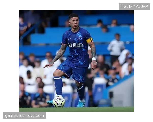 恩佐中场价值解析:组织核心的攻防贡献与进攻威胁平衡 恩佐中场价值解析:组织核心的攻防贡献与进攻威胁平衡